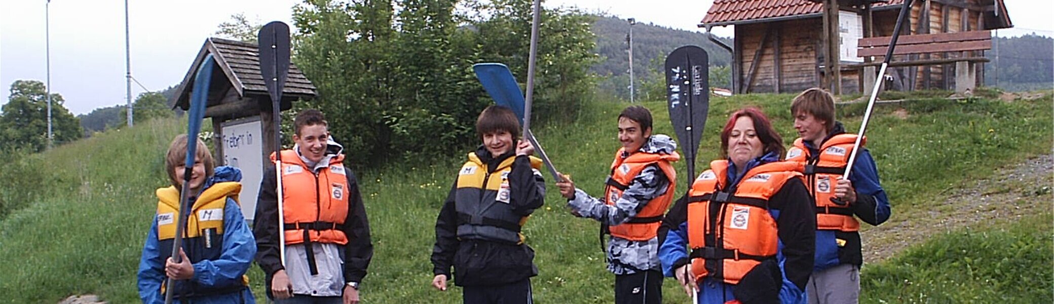 „Wandern“ auf den Wellen des Regenflusses | © Dambeck Michaela